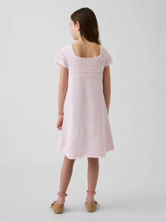 Vestito maglione all’uncinetto per bambini