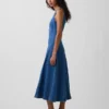 Vestito midi in denim con cuciture e chiusura frontale con cerniera