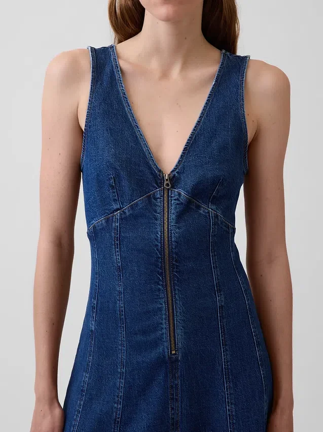 Vestito midi in denim con cuciture e zip frontale