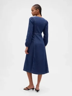 Vestito midi in denim con scollo a cuore
