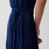 Vestito midi utility in denim con cintura da annodare