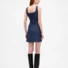 Vestito mini in denim con cuciture e abbottonatura frontale