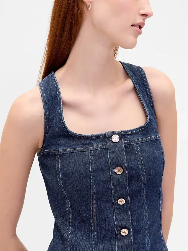 Vestito mini in denim con cuciture e abbottonatura frontale