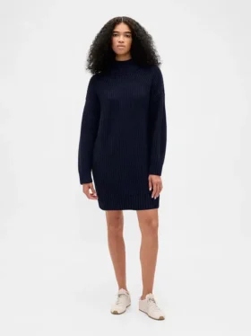 Vestito oversize a maglione con collo alto