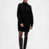 Vestito oversize a maglione con collo alto