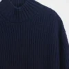 Vestito oversize a maglione con collo alto