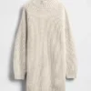 Vestito oversize a maglione con collo alto