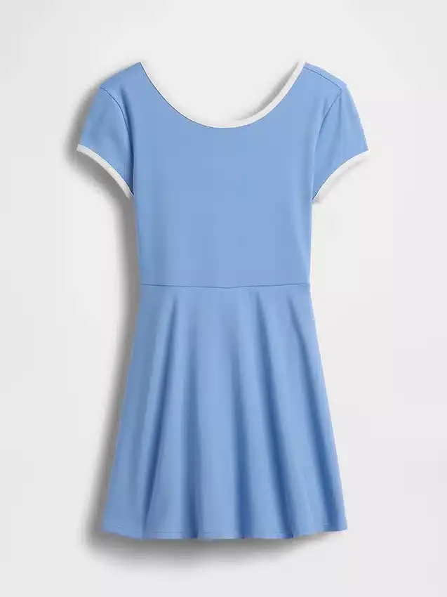 Vestito sportivo da bambina con maniche ad aletta