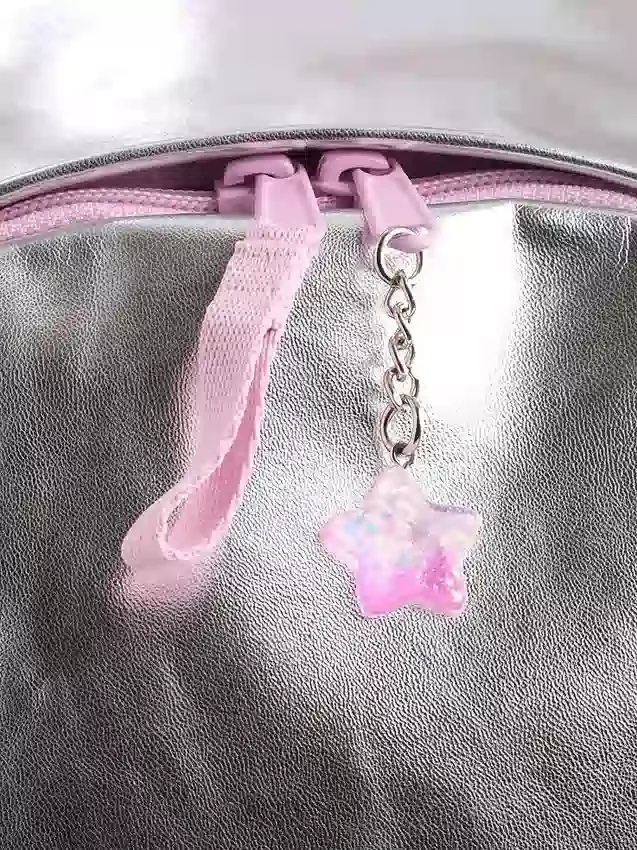 Zaino per bambini con ciondoli metallici